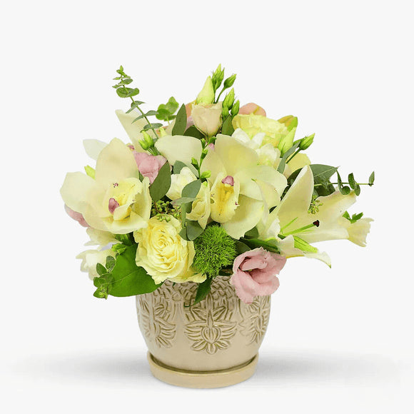 Aranjament floral - Ca o regina