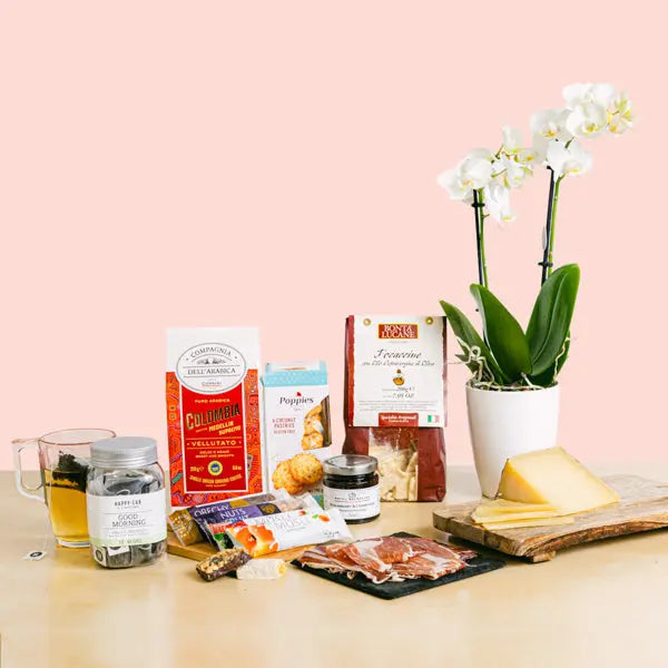 Birthday Breakfast - | Livrare Flori Județul Călărași