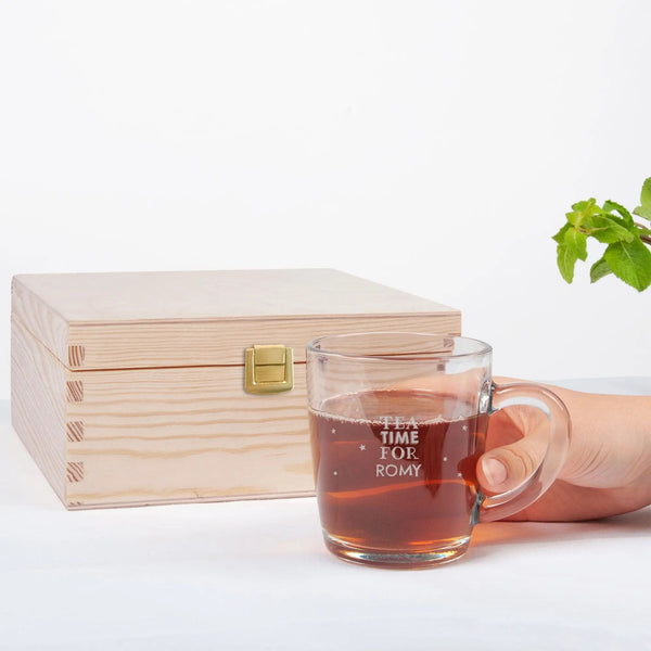 Wooden tea box with engraved tea glass - | Livrare Flori Județul Călărași