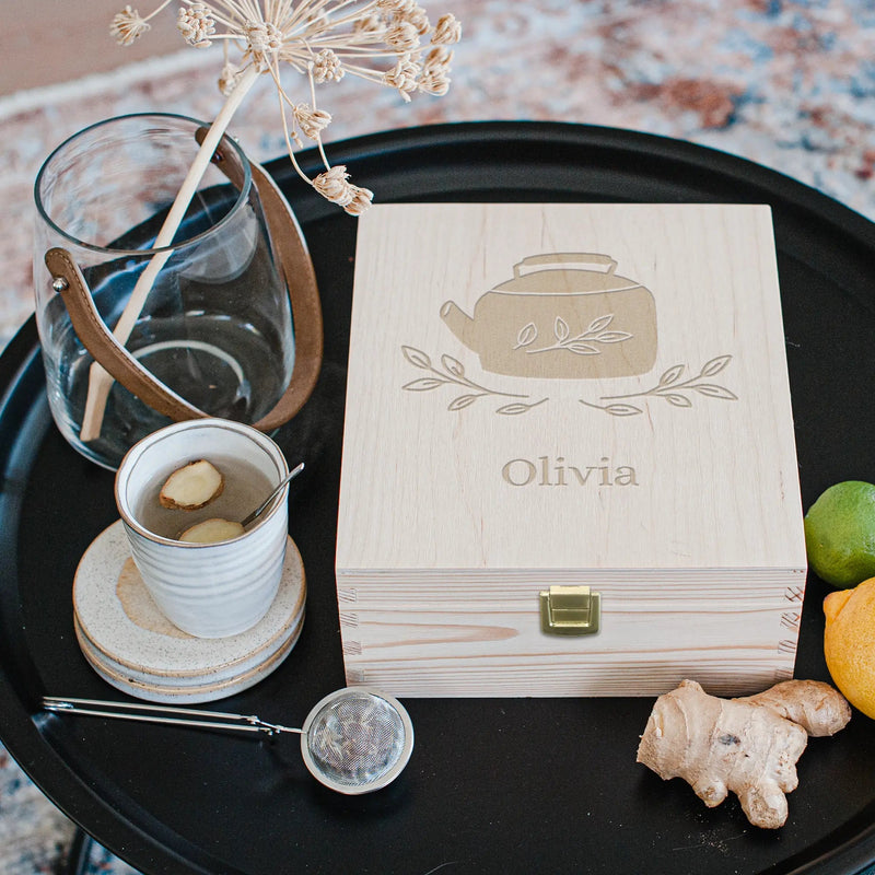 Wooden tea box with engraved lid - | Livrare Flori Județul Călărași