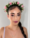 Coroniță cu Trandafiri Roz și Floarea Miresei